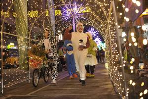 BIB: 4707
                            <button type="button" onclick="openModal(26274575)" class="btn btn-primary btn-sm float-right btn-popup" data-toggle="modal" data-target=".modal-high-quality">
                        <i class="fas fa-shopping-cart"></i> Add to Cart
                    </button>
                                            <button type="button" onclick="isThisMe(26274575, true)" class="btn btn-success btn-sm float-right btn-popup btn-isme hidden" data-toggle="tooltip" data-placement="bottom" title="นี่คือรูปของคุณใช่ไหม คลิกที่นี่เพื่อเอาเข้าอัลบั้ม">
                        <i class="fas fa-plus"></i> Add to album
                    </button>
                    <button type="button" onclick="isThisMe(26274575, false)" class="btn btn-warning btn-sm float-right btn-popup btn-isnotme hidden">
                        <i class="fas fa-ban"></i> Remove from album
                    </button>